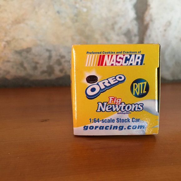 DALE EARNHARDT JR 1:64 NUTTER BUTTER NILLA WAFERS DIECAST CAR - Picture 4 of 7